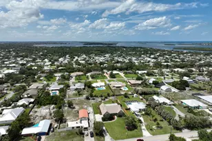5419 SE Horseshoe Point Rd, Stuart, FL 34997 - Photo 1