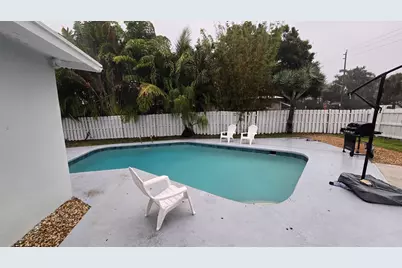887 W Duval Street, Lantana, FL 33462 - Photo 9