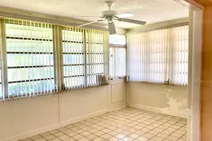 119 SW 10th Ct, Boynton Beach, FL 33426 - Photo 9