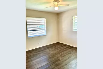 119 SW 10th Court, Boynton Beach, FL 33426 - Photo 11
