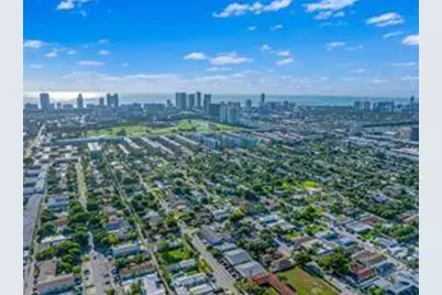 720 NE 7th Street #2a, Hallandale Beach, FL 33009 - Photo 17