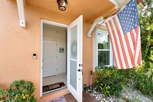 1950 NE 7th St, Deerfield Beach, FL 33441 - Photo 7