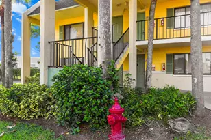 712 Meadows Cir, Boynton Beach, FL 33436 - Photo 27
