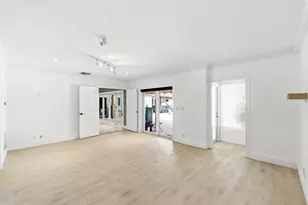 5900 Bayview Dr, Fort Lauderdale, FL 33308 - Photo 25