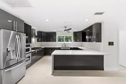 5900 Bayview Drive, Fort Lauderdale, FL 33308 - Photo 7