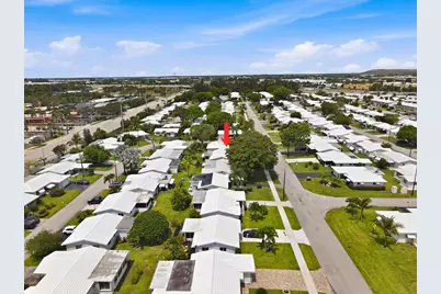 220 Leisure Boulevard, Pompano Beach, FL 33064 - Photo 25