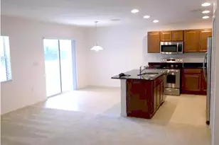 386 Lexington Ave SW, Vero Beach, FL 32962 - Photo 3