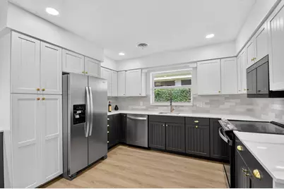 1221 Singer Drive, Singer Island, FL 33404 - Photo 13
