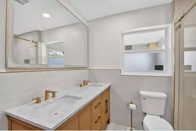 1221 Singer Drive, Singer Island, FL 33404 - Photo 19