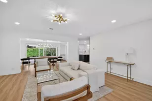 1221 Singer Dr, Singer Island, FL 33404 - Photo 9