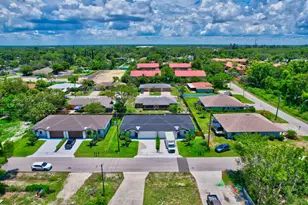 27841 Wisconsin St, Bonita Springs, FL 34135 - Photo 5