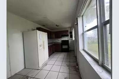 260 NE 42nd Court, Deerfield Beach, FL 33064 - Photo 9