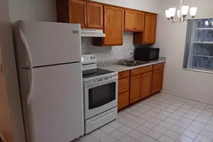 714 Michigan Ct, Saint Cloud, FL 34769 - Photo 11