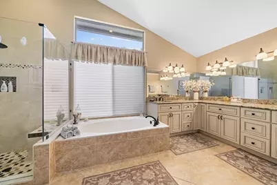 140 Thornton Drive, Palm Beach Gardens, FL 33418 - Photo 21