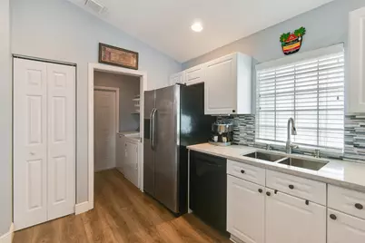 1644 Oak Berry Circle, Wellington, FL 33414 - Photo 17