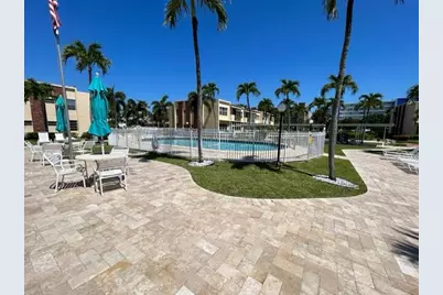 1250 Atlantic Shores Boulevard #105, Hallandale Beach, FL 33009 - Photo 7