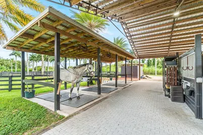 2587 Skipiks Way, Wellington, FL 33470 - Photo 5