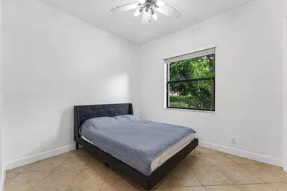 3592 Collonade Drive, Wellington, FL 33449 - Photo 15