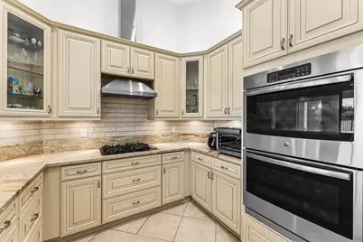 3592 Collonade Drive, Wellington, FL 33449 - Photo 11