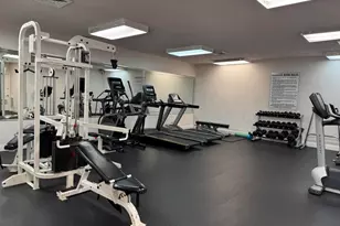 505 Gardens Dr, Pompano Beach, FL 33069 - Photo 15