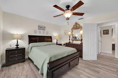481 NW Riverside Drive, Port Saint Lucie, FL 34983 - Photo 21