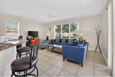 6207 Shadow Tree Lane, Lake Worth, FL 33463 - Photo 9