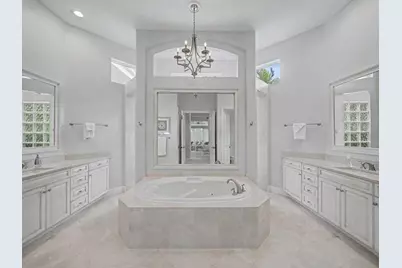 127 Vintageisle Lane, Palm Beach Gardens, FL 33418 - Photo 17