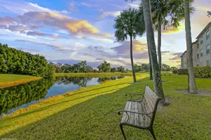 2040 Greenview Shores Blvd, Wellington, FL 33414 - Photo 5