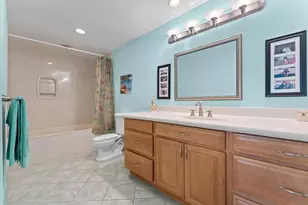 2141 NE 29th St, Lighthouse Point, FL 33064 - Photo 29