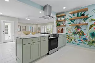 2412 N Lakeside Dr, Lake Worth, FL 33460 - Photo 9