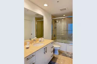 550 Okeechobee Boulevard #812, West Palm Beach, FL 33401 - Photo 19