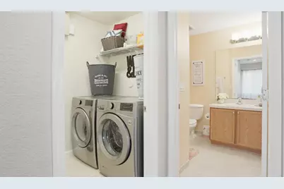 2712 NW 80th Avenue, Sunrise, FL 33322 - Photo 11