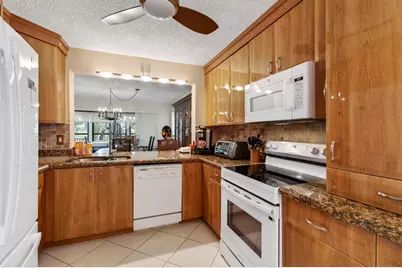 5561 Fairway Park Drive #104, Boynton Beach, FL 33437 - Photo 19
