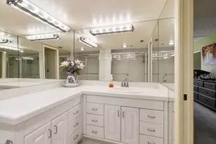 5561 Fairway Park Dr, Boynton Beach, FL 33437 - Photo 17