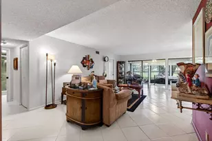 5561 Fairway Park Dr, Boynton Beach, FL 33437 - Photo 5