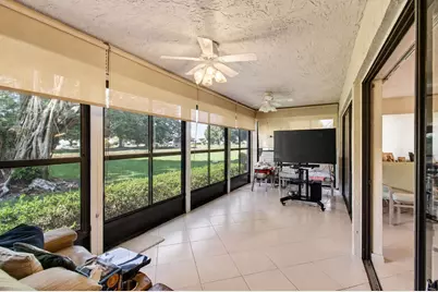 5561 Fairway Park Drive #104, Boynton Beach, FL 33437 - Photo 9