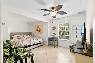 255 NE 12th St, Delray Beach, FL 33444 - Photo 27