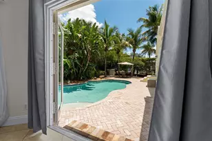 255 NE 12th St, Delray Beach, FL 33444 - Photo 39