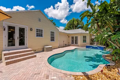 255 NE 12th Street, Delray Beach, FL 33444 - Photo 11
