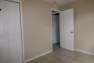 1561 W 11th St, Riviera Beach, FL 33404 - Photo 17