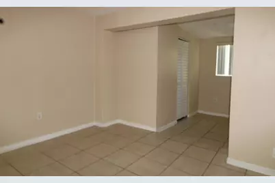 1561 W 11th Street, Riviera Beach, FL 33404 - Photo 13