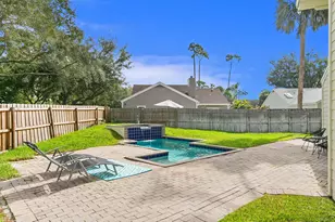 522 Goldenwood Way, Wellington, FL 33414 - Photo 13