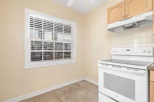 224 Conniston Rd, West Palm Beach, FL 33405 - Photo 15