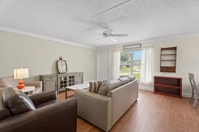 33 Pine Arbor Lane #102, Vero Beach, FL 32962 - Photo 9