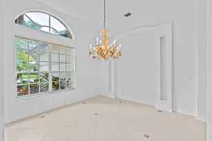 10251 N Lake Vista Cir, Davie, FL 33328 - Photo 13