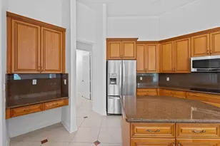 10251 N Lake Vista Cir, Davie, FL 33328 - Photo 33