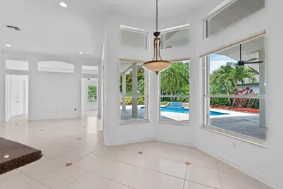 10251 N Lake Vista Circle, Davie, FL 33328 - Photo 21