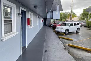 13695 NE 3rd Ct, North Miami, FL 33161 - Photo 13