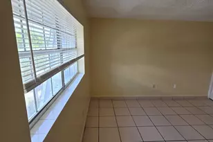 13695 NE 3rd Ct, North Miami, FL 33161 - Photo 11