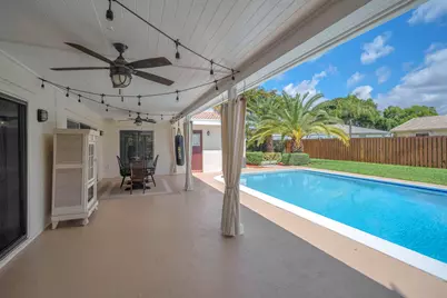 8235 NW 5th Street, Coral Springs, FL 33071 - Photo 27